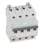 Выключатель автоматический четырехполюсный 40А B DX3 10kА/16kА
