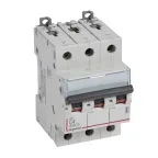                  Выключатель автоматический трехполюсный 4А С DX3 6kA/10kA
               