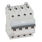                  Выключатель автоматический четырехполюсный 63А B DX3 6kA/10kA
               