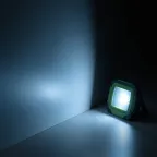 Аккумуляторный светодиодный прожектор PORTABLE LIGHT 10W 700lm IP44 6500К 1/20 | 686400310 | Gauss