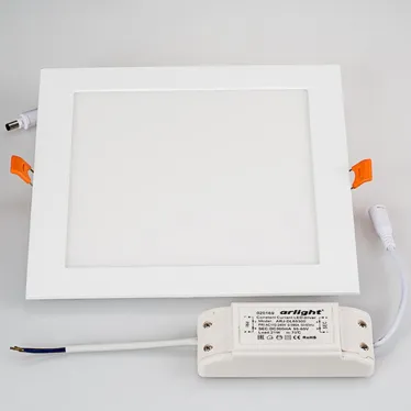Светильник DL-225x225M-21W Warm White | 020137 | Arlight