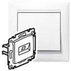                  Розетка компьютерная RJ45 категория 6 UTP - Legrand Valena - с захватами - белый
               