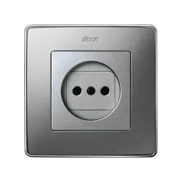 Simon 82 Накладка на розетку двухполюсную 2Р б/з, с защитными шторками, S82 Detail алюминий | 82040-93 | Simon
