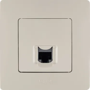ETIKA Розетка компьютерная RJ45 категория 5 UTP слоновая кость