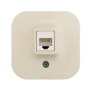 Quteo Розетка компьютерная RJ45 категория 5е UTP наружная бежевая