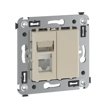 Компьютерная розетка RJ-45 в стену, кат.6 одинарная,"Avanti", "Ванильная дымка" | 4405293 | DKC