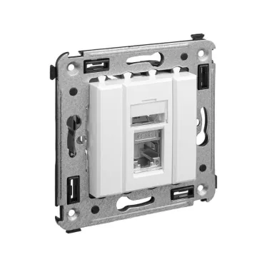 Компьютерная розетка RJ-45 в стену, кат.6 одинарная экранированная, "Avanti", "Белое облако" | 4400393 | DKC
