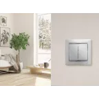 VALENA Выключатель двухклавишный в рамку белый