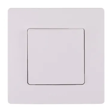 Переключатель одноклавишный IP44 - Legrand Etika - 10А 250В безвинтовые зажимы - белый