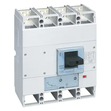 Выключатель автоматический четырехполюсный DPX3 1600 630А 36кА ТМ