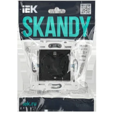 SKANDY Розетка с заземлением с защитными шторками 16А SK-R04Bl черный IEK