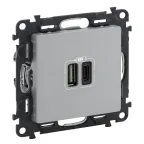                  Valena LIFE.Зарядное устройство с двумя USB-разьемами тип A-тип С 240В/5В 3000мА.С лицевой панелью.Цвет Алюминий
               