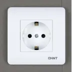                  Розетка с заземляющим контактом 16А 250В | 715389 | CHINT
               