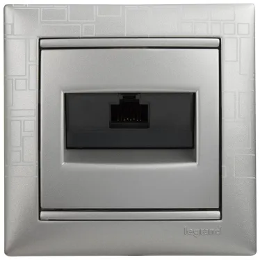 Valena Алюминий Розетка комп(RJ45) 1-ая 6 кат UTP | 770246 | Legrand