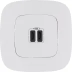 Valena ALLURE.Зарядное устройство с двумя USB-разьемами тип С-тип С 240В/5В 3000мА.С лицевой панелью.Цвет Белый