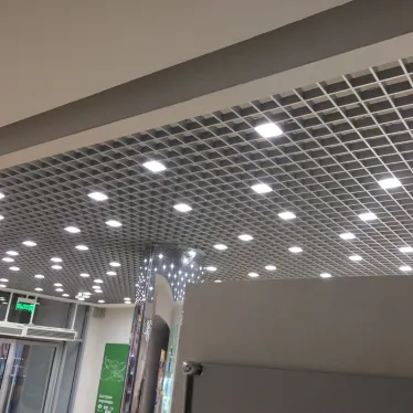 Светильник светодиодный потолочный встраиваемый ДПО ULP-1010 7W/4000К IP40 GRILYATO WHITE. Белый свет (4000K). 788Лм. Для ячеек 100x100мм. Корпус белый. В комплекте с и/п. ТМ Uniel
