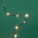 Звезда подвесная на металлическом каркасе 30см 20LED теплый белый питание 2хАА не в комплекте
