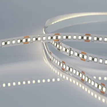 Гибкая светодиодная лента на самоклеящейся основе. ULS-2835-180LED/m-10mm-IP20-DC24V-17W/m-5M-4000K Катушка 5м. в герметичной упаковке. Белый свет(4000К). ТМ Uniel