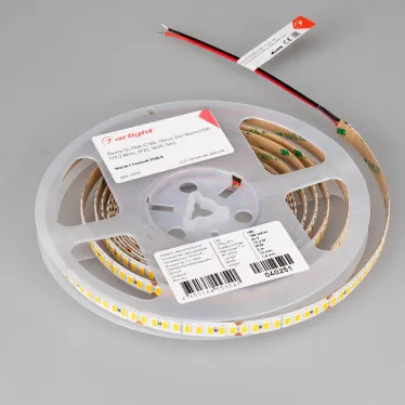 Лента ULTRA-C180-10мм 24V Warm2700 (19.2 W/m, IP20, 5630, 5м) (высок.эфф.200 лм/Вт)