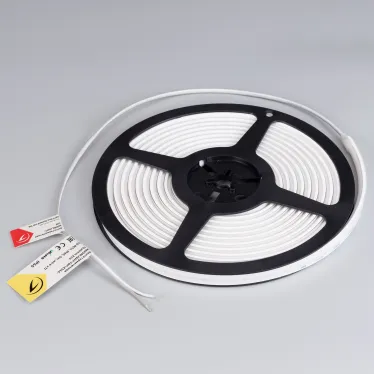 Лента герметичная MOONLIGHT-TOP-X544-10x5мм 24V Warm2200 (10 W/m, IP65, 5м, wire x1) (Вывод кабеля прямой)