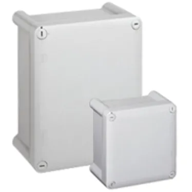 Коробка промышленная пластиковая - IP66 - IK08 - T 029 - 130x130x74 мм - непрозрачная крышка | 035013 | Legrand