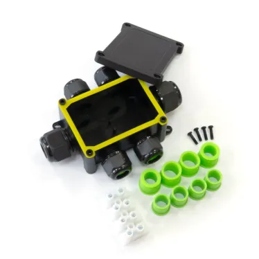 Распределительная коробка 6-вводная IP68 ПА66 40А 450В d5-14 мм 135х96х42 черная