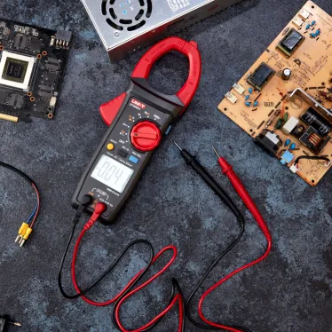 Клещи токовые UNI-T UT205+