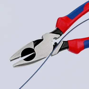 Linemans Pliers плоскогубцы электромонтёра с приспособлением для протяжки кабеля и обжима кабельных наконечников рез: проволока средней твёрдости 46 мм твёрдая проволока 3 мм L-240 мм чёрные 2-компонентные рукоятки блистер