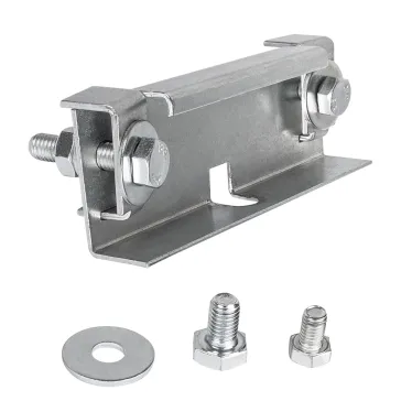 Кронштейн для крепления светильников на горизонтальных тросах