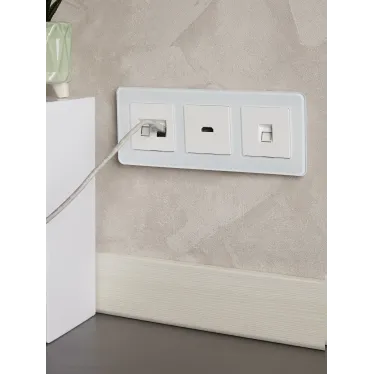 BRITE Рамка 3 поста РУ-3-2-Бр стекло белый RE IEK