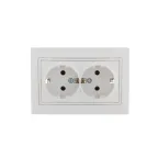                  MIRA Розетка двойная с заземлением белая
               