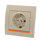 DERIY Розетка с заземлением ПБТ кремовая