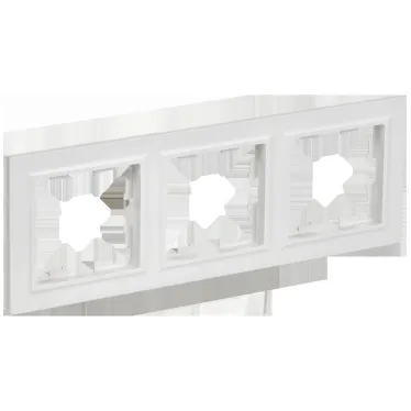 BRITE Рамка 3-местная РУ-3-БрАБ арктический белый IEK