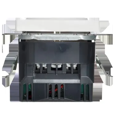 BRITE Розетка 1-местная с заземлением с защитными шторками 16А с USB A+C 18Вт РЮш11-1-БрАБ арктический белый IEK