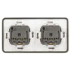 Розетка Эксперт 11-2524-01 2х2P+E гориз. IP55, шторки, 16A-250В, СУ, белый