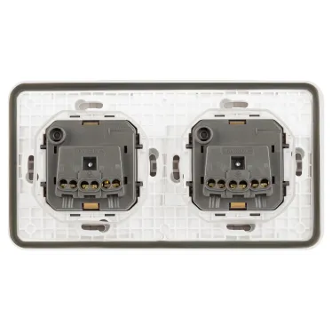 Розетка Эксперт 11-2524-01 2х2P+E гориз. IP55, шторки, 16A-250В, СУ, белый