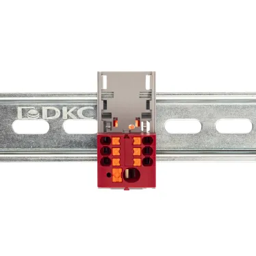 Блок распределительный с верт. адаптером на рейки шириной 15/35мм, зажим push-in, 1 ввод 6 кв.мм, 6 точек подключения 2,5 кв.мм, красный