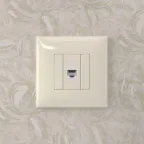 Avanti Компьютерная розетка RJ-45 без шторки в стену кат.5е одинарная Ванильная дымка