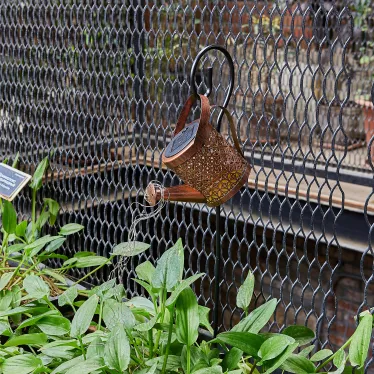 Садовый светильник на солнечной батарее Лейка 36 светодиодов Теплый белый свет 1*АА Ni-Mh аккумулятор в комплекте IP44 TM Uniel USL-S-822/PT210 SPRINKLER