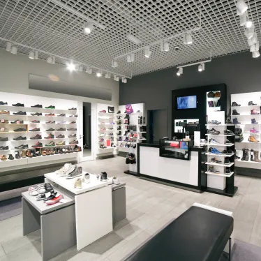 Шинопровод UBX-Q122 GS2 WHITE 100 SET01 осветительный, тип G, в наборе с заглушкой и вводом питания Однофазный Белый Длина 1м