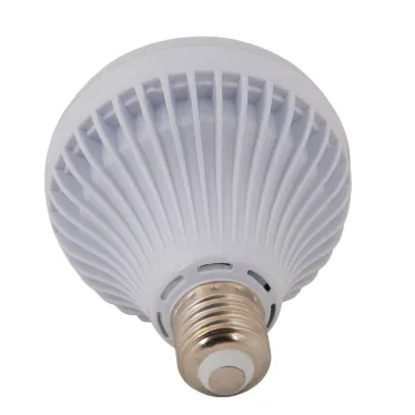 Светильник светодиодный Диско с динамиком и Bluetooth 220В белый ULI-Q340 8W/RGB/E27 WHITE