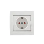 DERIY Розетка с защитой от детей ПБТ белый