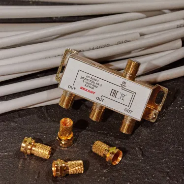 Делитель ТВ х 3 + 4шт. F BOX 5-1000 МГц GOLD,