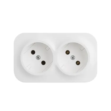 Quteo Розетка двойная без заземления без шторок наружная белая
