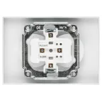 Розетка Intro Accent 6-204-01 2х2P, 16А-250В, IP20, СУ, AL/CU, белый