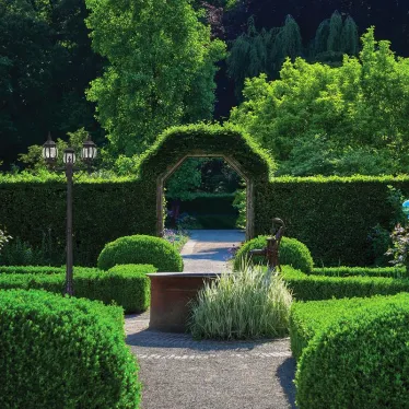 Светильник НТУ-3х100w столб Е27 IP44 черный