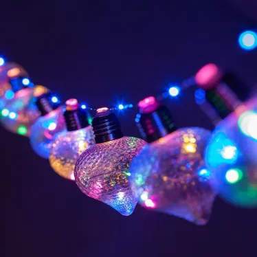 Светодиодная новогодняя гирлянда ЕGNIG - 80M нить Лампочки на батарейках 1,8 м мультиколор 80 microLED