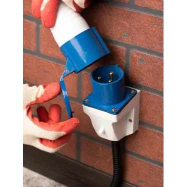 Вилка стационарная 523 2Р+РЕ 32А 220В IP44 PROxima