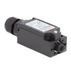 Концевой выключатель с двумя нормально закрытыми контактами (NC+NC). Исполнение с кнопкой.