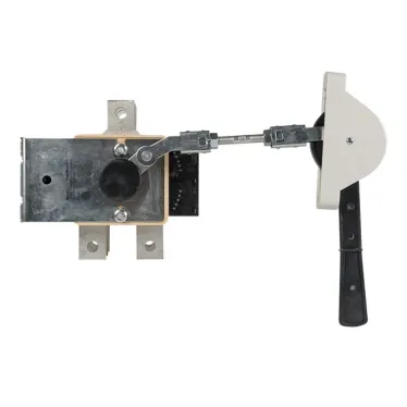 ВР32У-39A71240-R 630А, 2 направ. с д/г камерами, с передней смещённой рукояткой MAXima